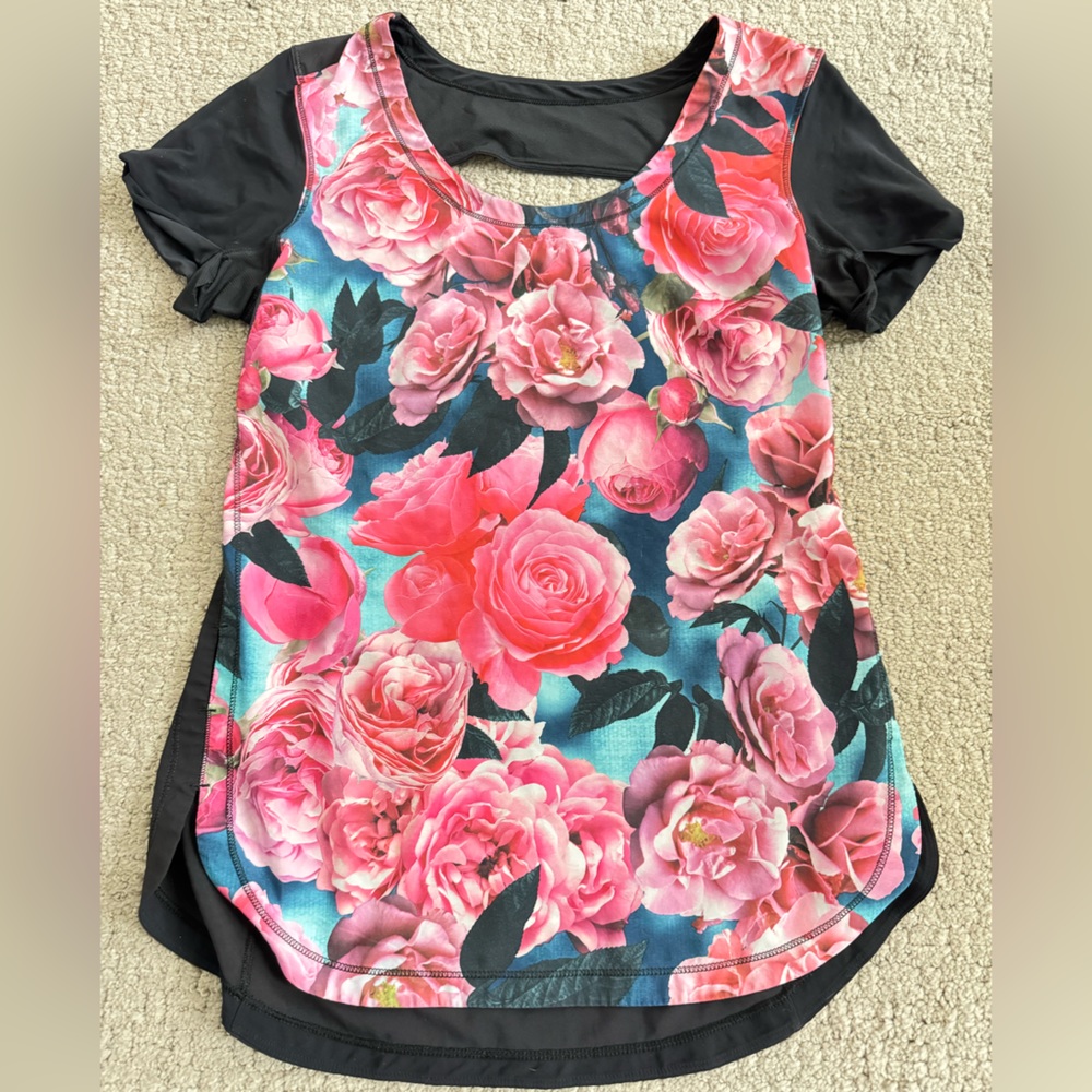 Lululemon top